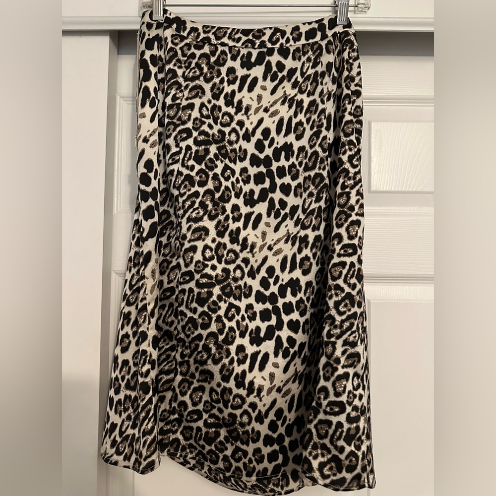 Leopard midi skirt